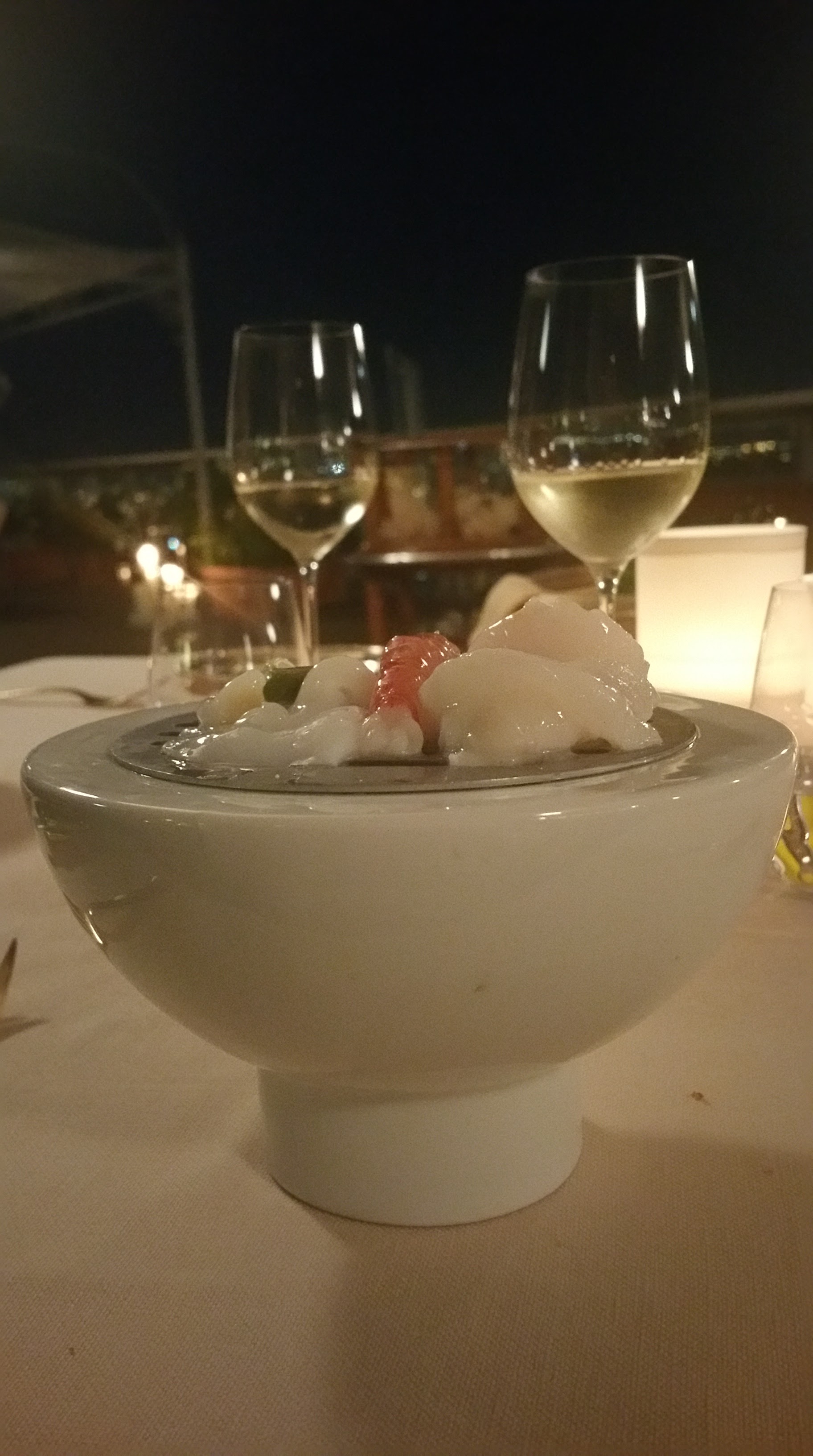 Composizione di San Pietro, calamari e gambero rosso al vapore di agrumi